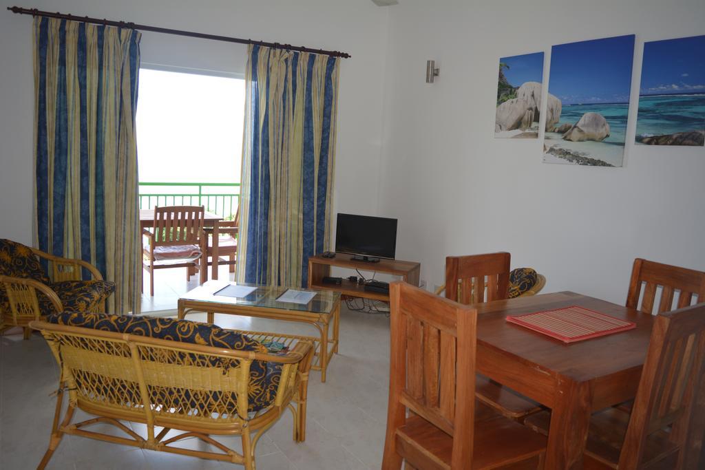 Manfiyo Guest House Anse Boileau Exterior foto