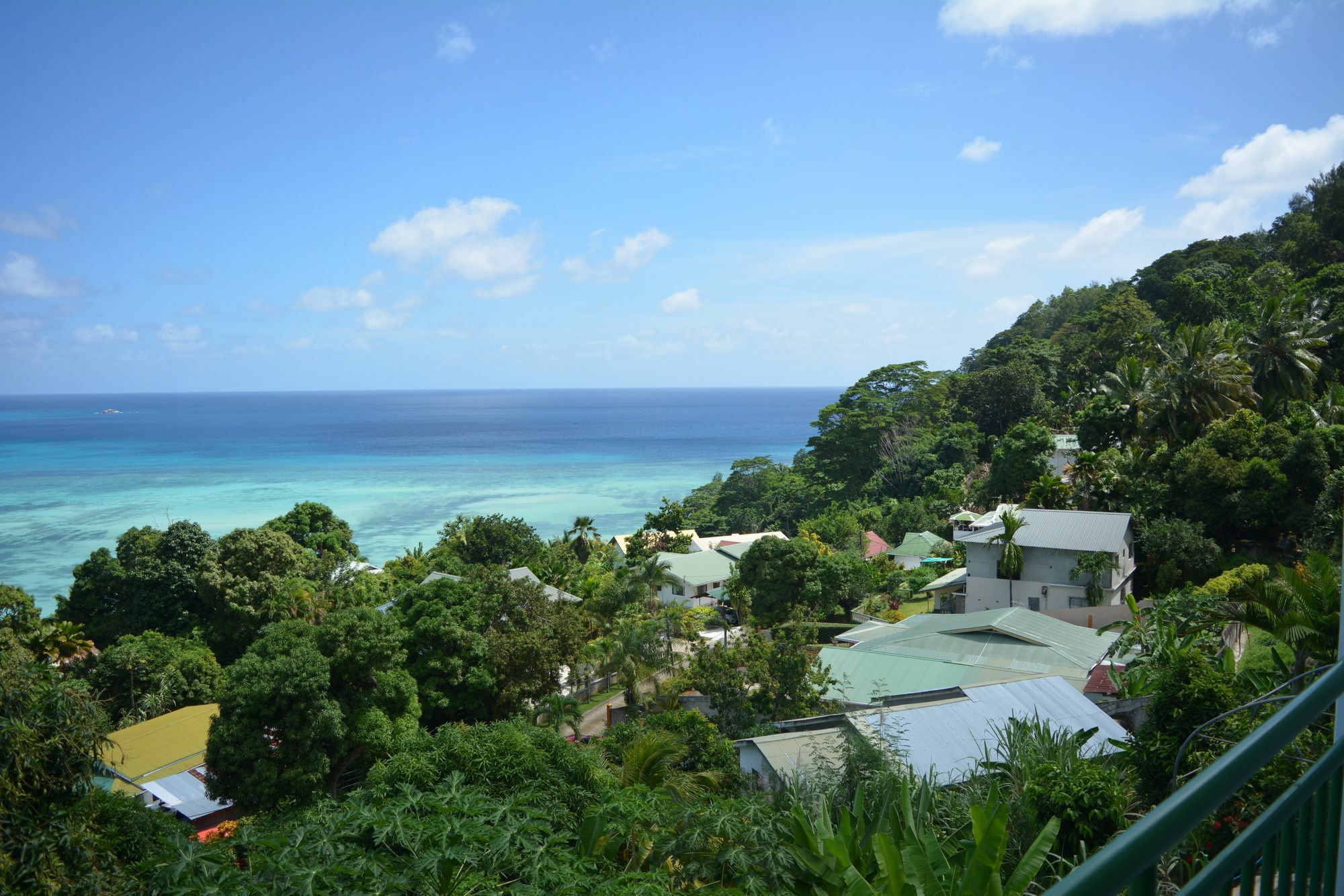 Manfiyo Guest House Anse Boileau Exterior foto